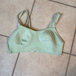 Lululemon like a cloud bra, size 8